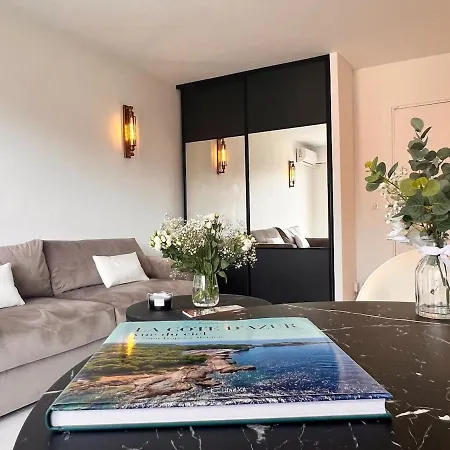 Luxury With Terrace And Side Sea View كان