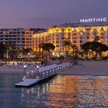 Luxury With Terrace And Side Sea View