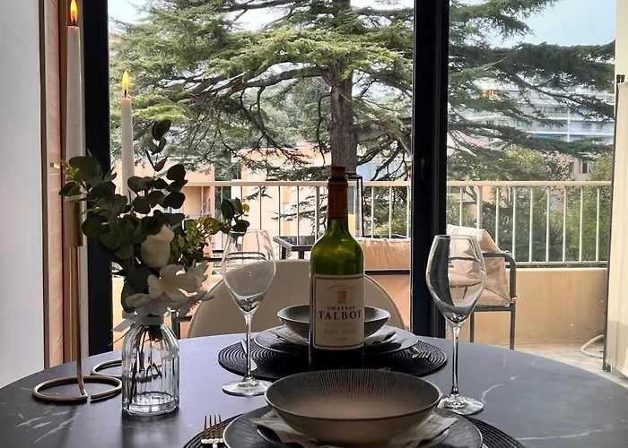 Luxury With Terrace And Side Sea View * Cannes