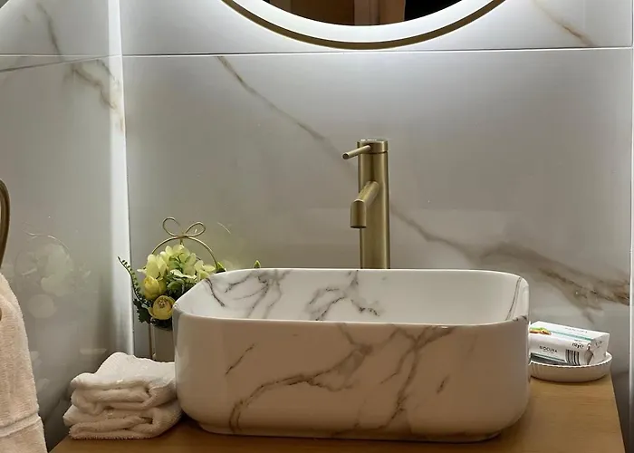 Luxury With Terrace And Side Sea View Cannes