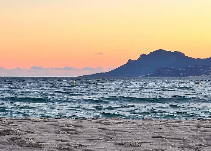 Luxury With Terrace And Side Sea View