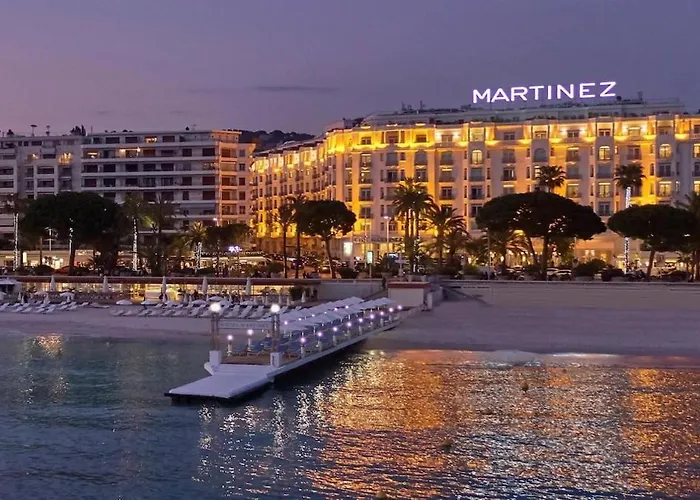 Luxury With Terrace And Side Sea View