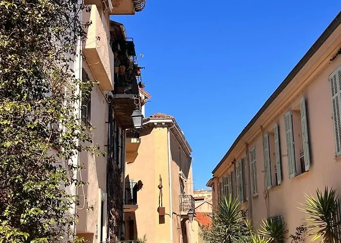 Luxury With Terrace And Side Sea View *