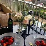 Luxury With Terrace And Side Sea View Daire Cannes